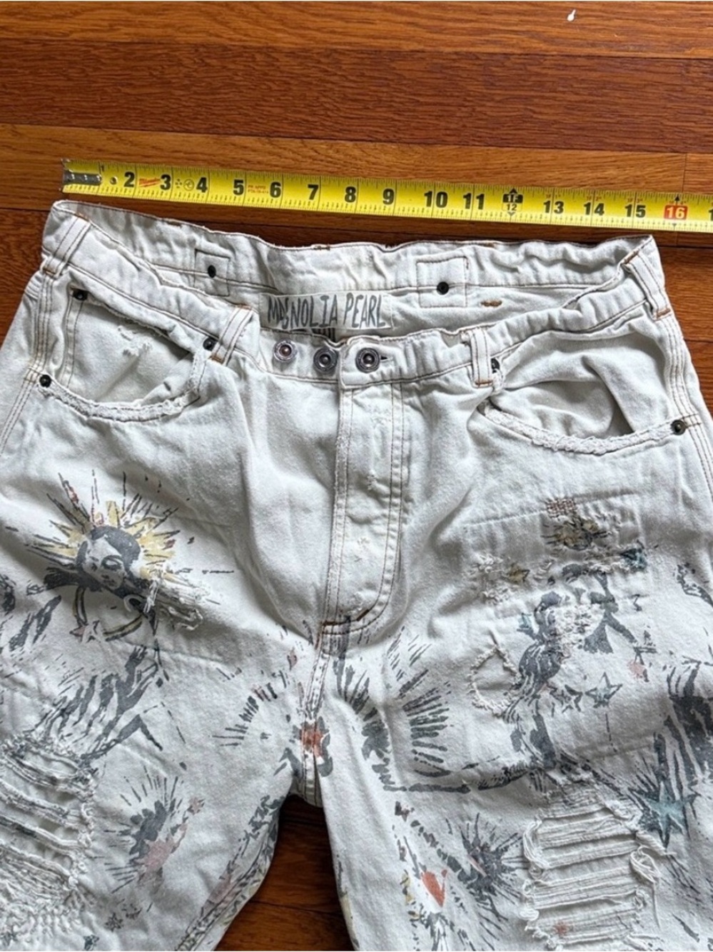 Magnolia Pearl Off-White Distressed Wide Leg Jeans with Eclectic Artwork - Picture 3 of 7